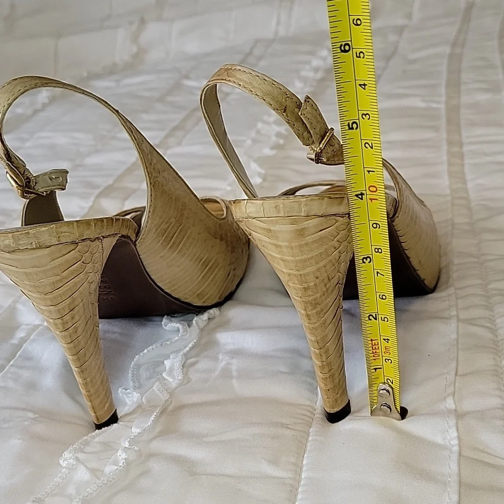 Ralph Lauren Peep Toe Sandals with Heels Tan Color size 8 - Picture 6 of 11